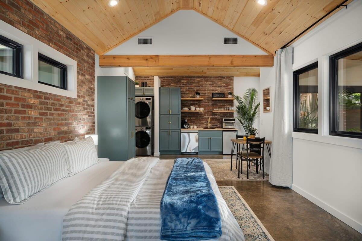 Petit Paradis Studio With Hot Tub Fredericksburg Luaran gambar