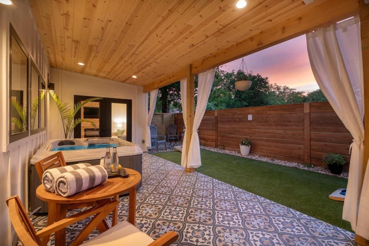 Petit Paradis Studio With Hot Tub Fredericksburg Luaran gambar